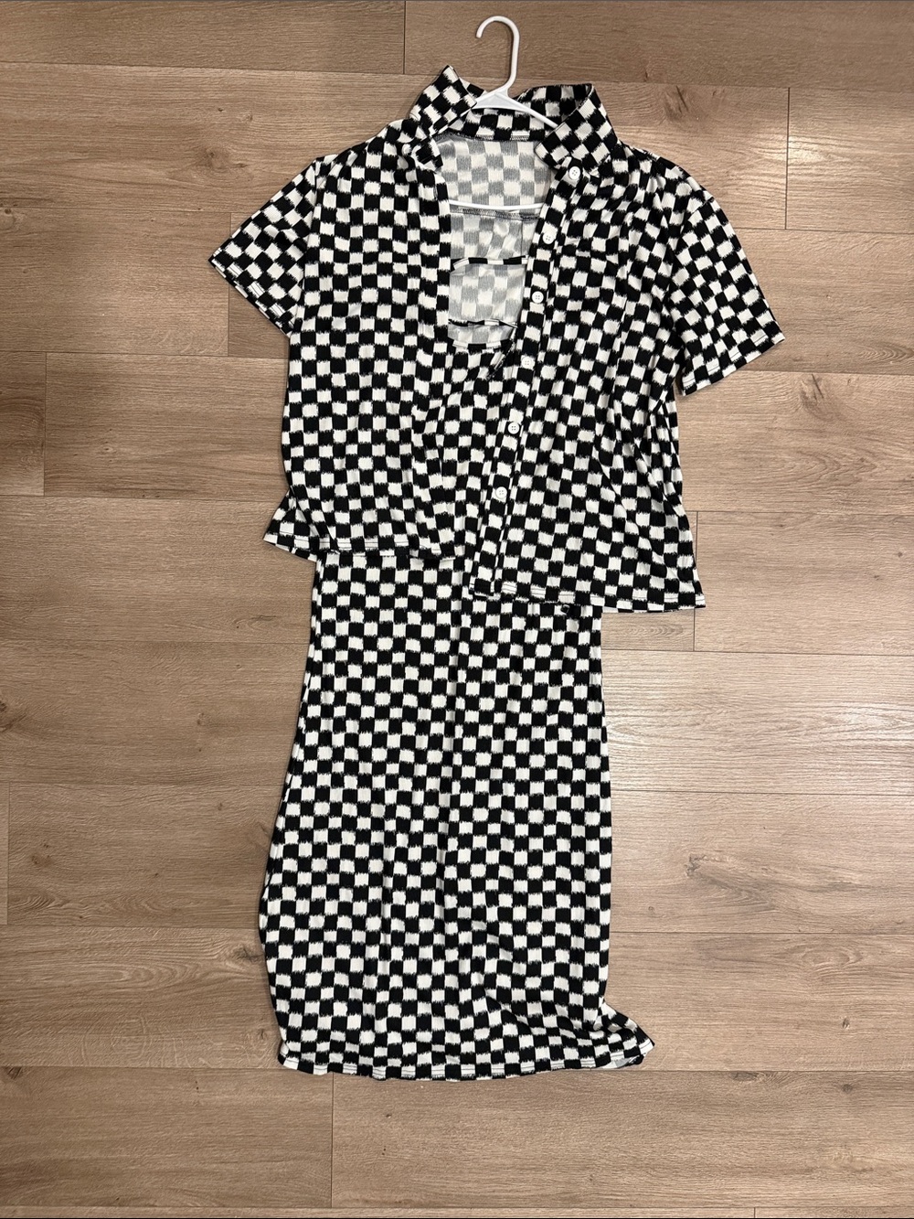 SHEIN Black and White Checkerboard Midi Dress with Short Sleeve Top